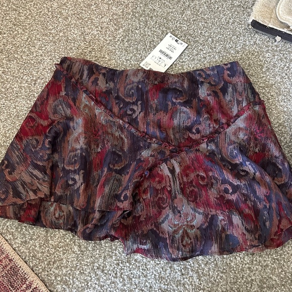 NWT Zara metallic thread mini skirt - Picture 3 of 5